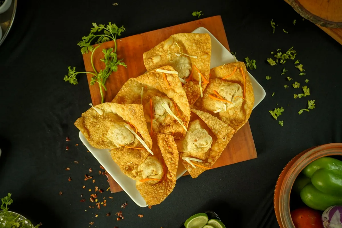 Small fried wontons served as a snack